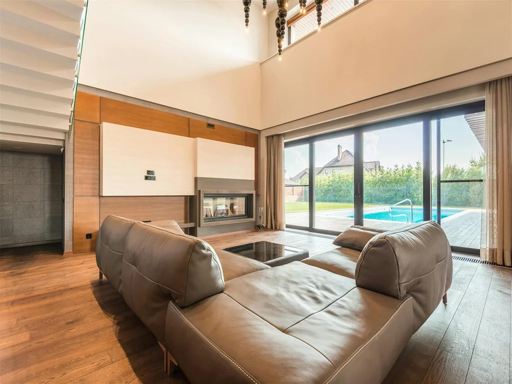 Donnybrook 5غرفة نوم Spacious 5-Bedroom Double Storey Turnkey Home in Donnybrook By Top Builder  $797,560