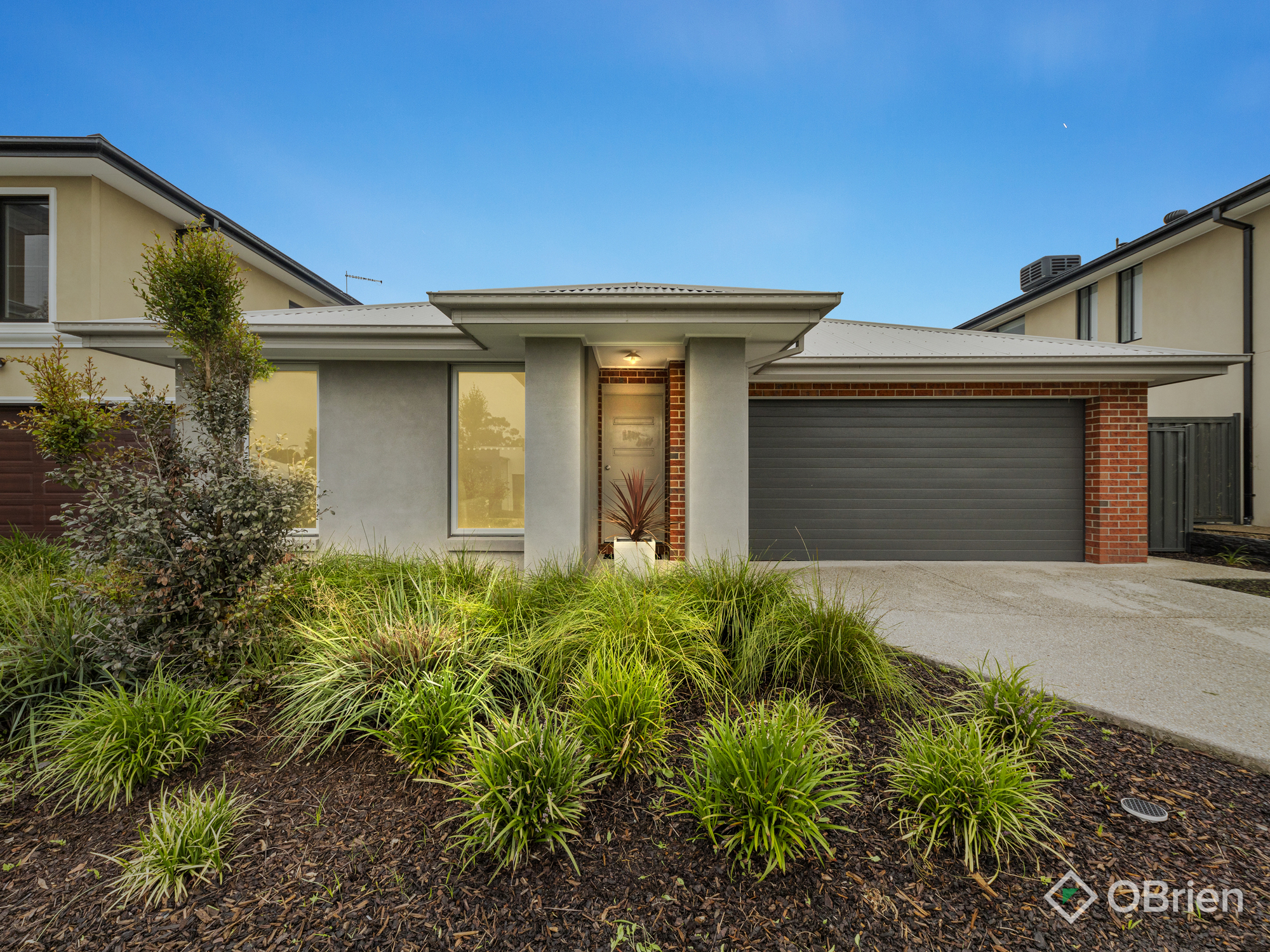 13 REVELSTOKE CR, PAKENHAM VIC 3810, 0房, 0浴, House