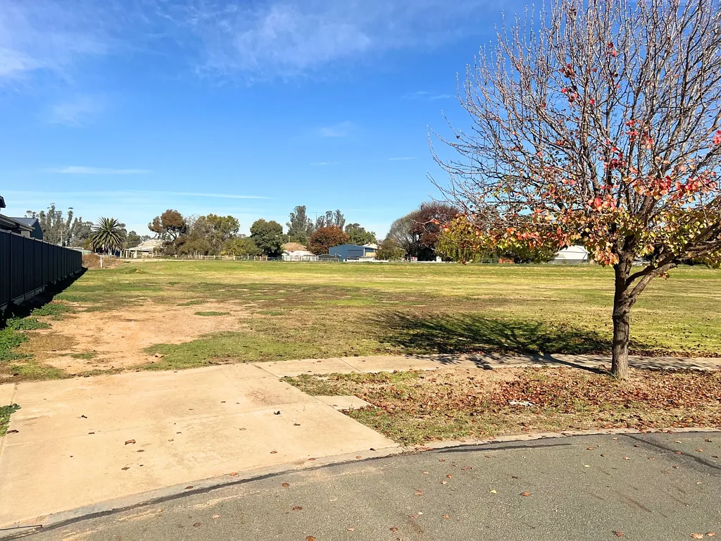 Cohuna  Blocks in highly sought after area