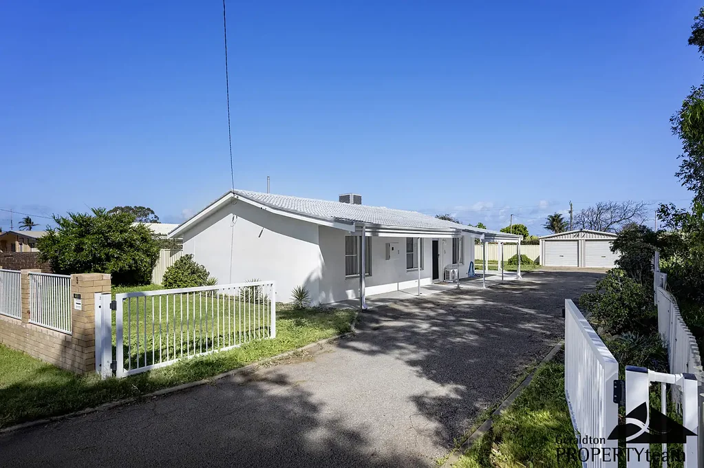 Sunset Beach 3 Bedroom Great First Home or Investment