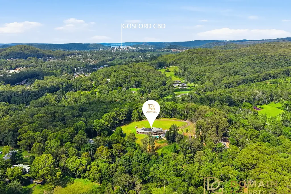 Niagara Park 6ห้องนอน Ultimate Acreage Sanctuary - Space & Privacy Meets Everyday Convenience