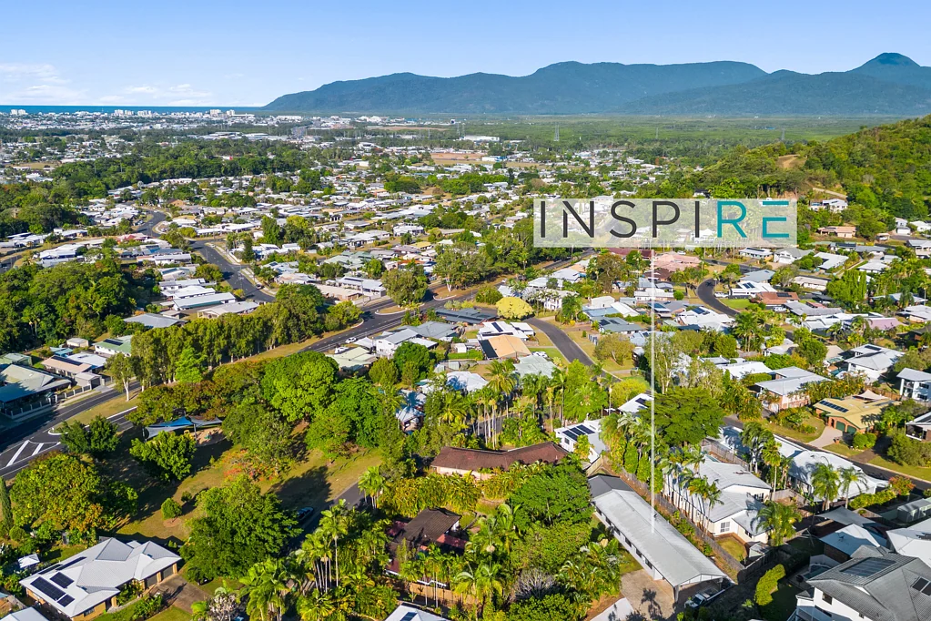 9 Bellbird Street, Bayview Heights, QLD 4868