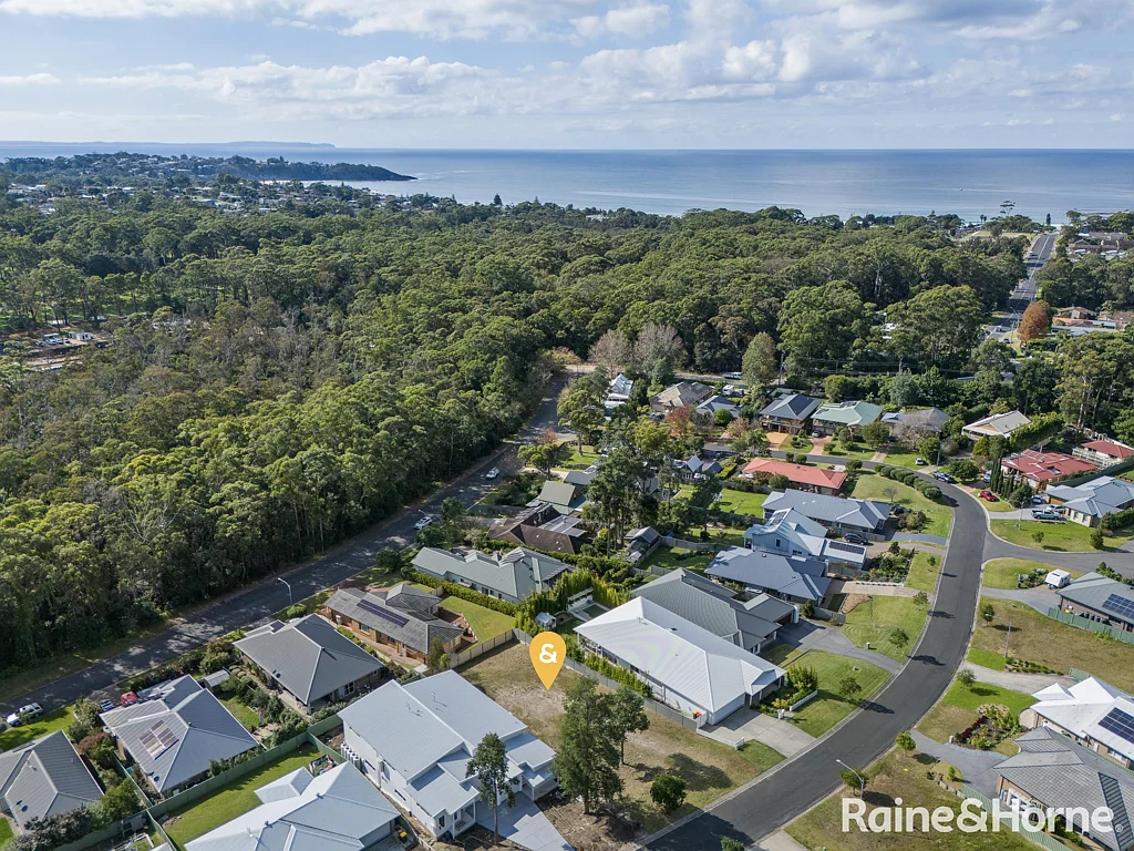 15 Molloy Street, Mollymook, NSW 2539