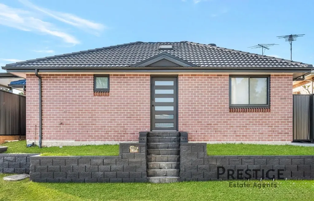 Street Facing Granny Flat in Prime Location