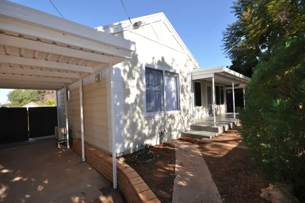 33 Bond Street, Port Augusta West, SA 5700