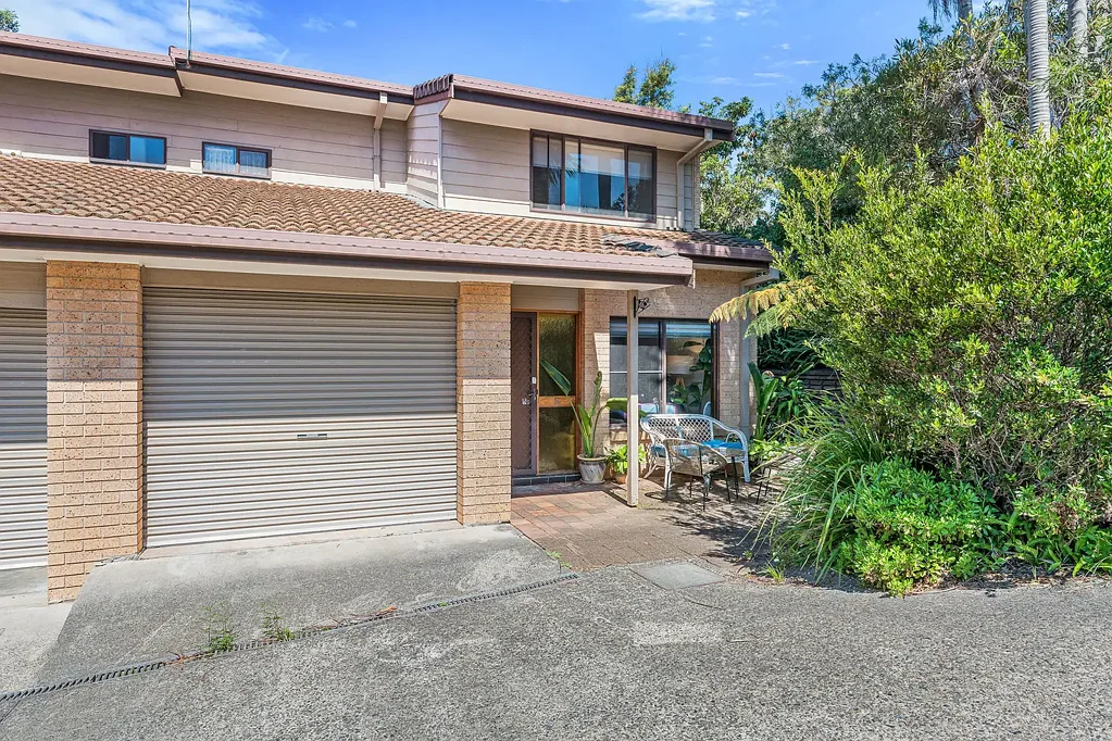 Bonny Hills 2chambre Smart Coastal Investment or Ideal First Home