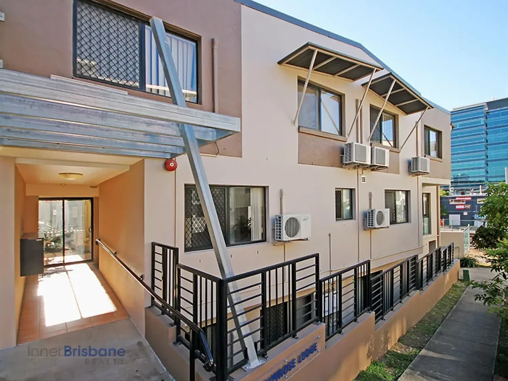 Furnished Studio Apartment
