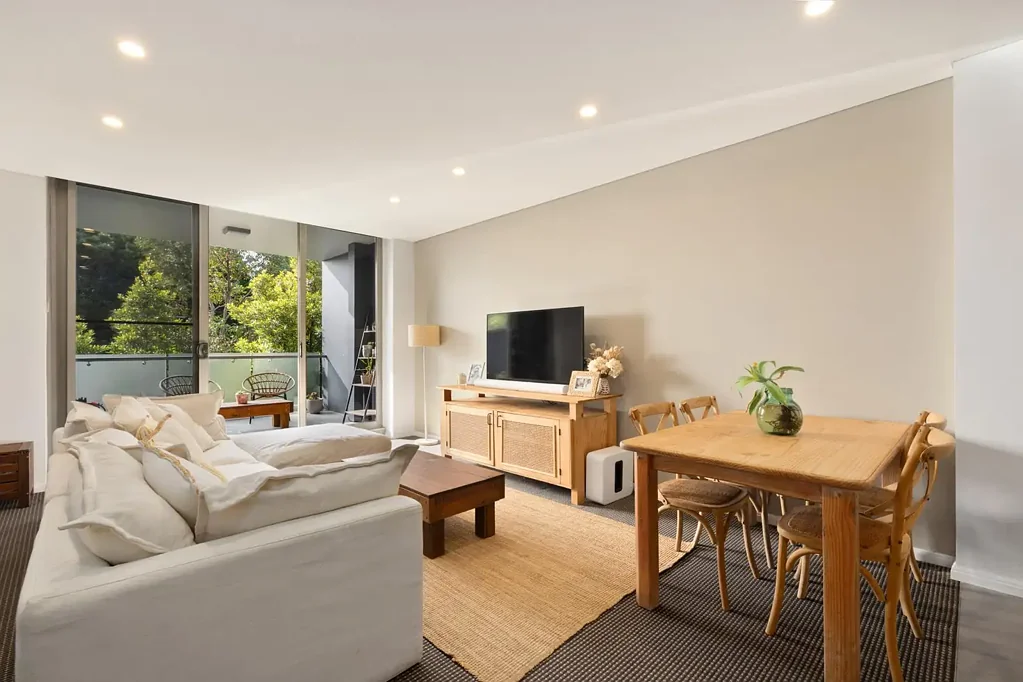 Warriewood 2Phòng ngủ Immaculate North Facing Lifestyle Apartment