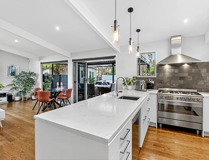 102 Walmer Road, Point Chevalier, Auckland City, 4房, 2浴, House