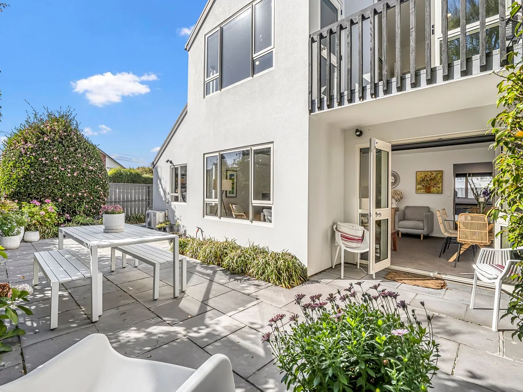 Saint Albans 3غرفة نوم St. Albans Opportunity | All Offers Invited