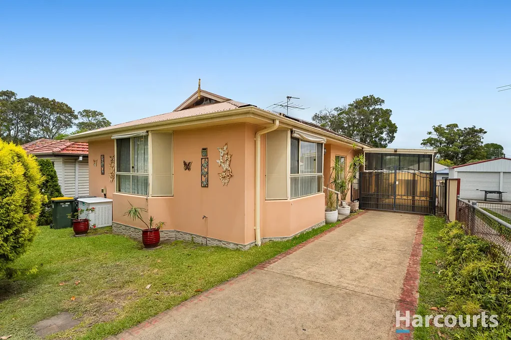 13 Poyner Avenue, Glendale, NSW 2285