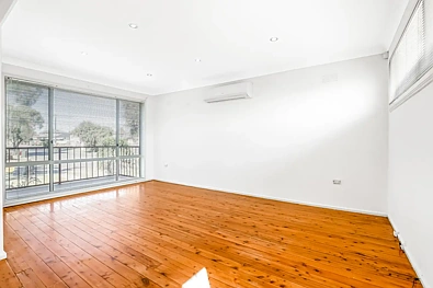 10 Canara Place, Smithfield, NSW 2164, 3 Bedrooms, 1 Bathrooms, House