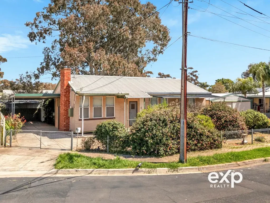 Salisbury North 3Kwarto Auction – Prime Opportunity in Quiet Court Location!