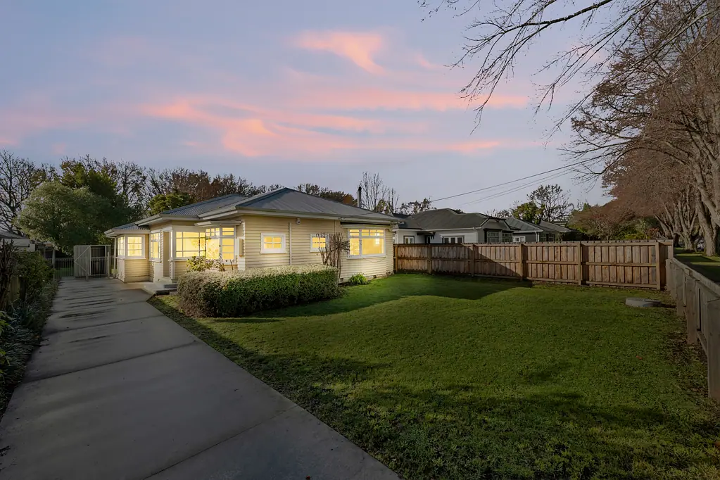 Saint Albans 3 Bedroom Location is Key