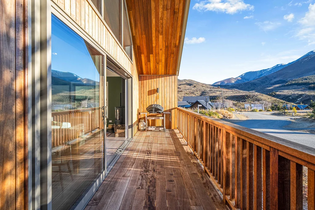 Castle Hill 3chambre Your Alpine Retreat!
