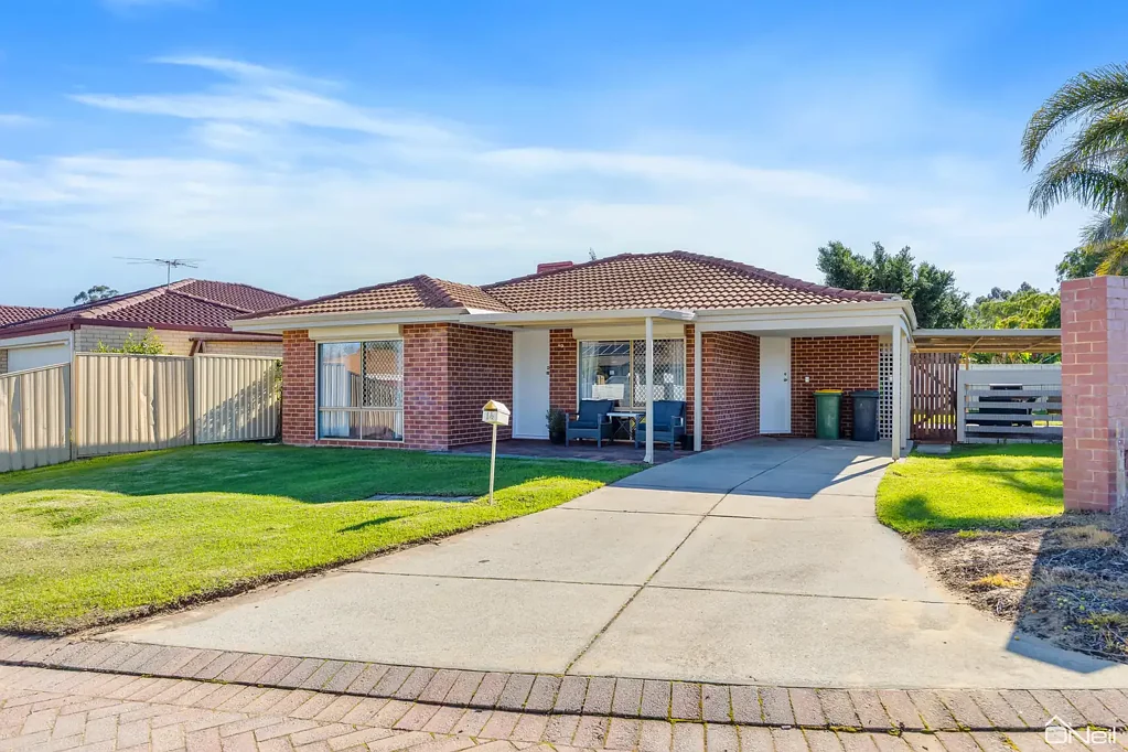 Brookdale 4房  RENOVATED FAMILY LIVING WITH ROOM TO ENTERTAIN