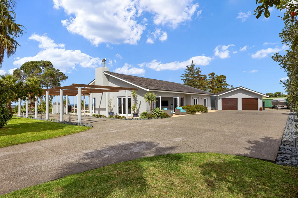 Mahurangi West 5chambre Expansive Views, Space & Serenity
