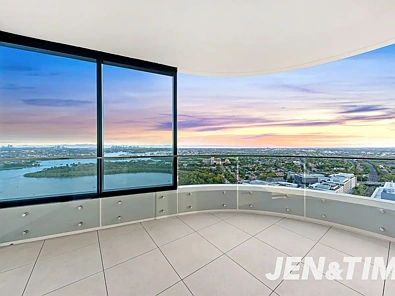 Rhodes 3Zimmer LEVEL 34 | $1.75M | TRIPPLE ASPECT | SUPREME WATER & CITY VIEWS | MOVE IN WITH NOTHING TO SPEND