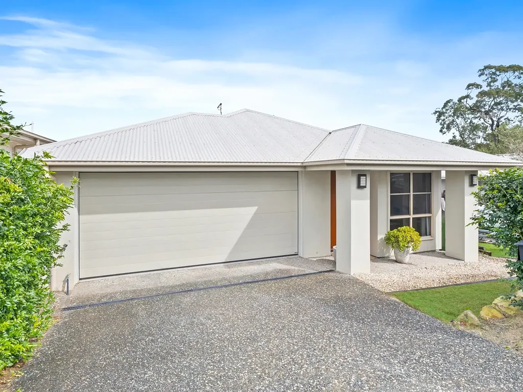 12 Gillian Drive, Coomera, QLD 4209