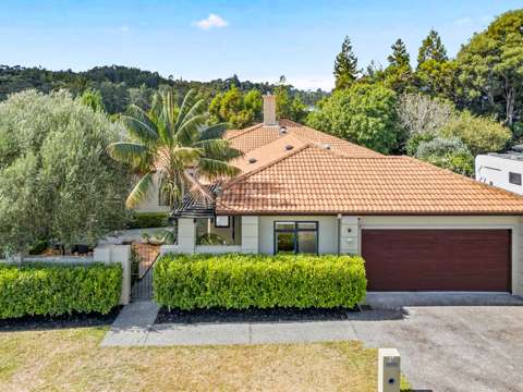 Greenhithe 4Habitaciones Tuscan Elegance Meets Modern Comfort in Greenhithe