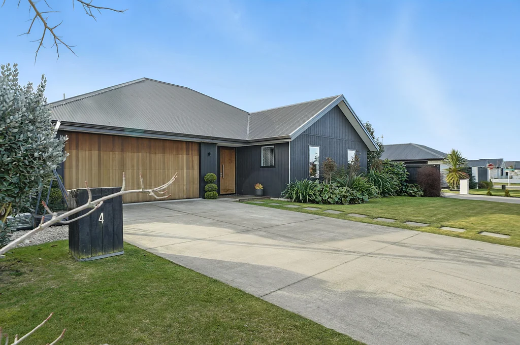Rangiora 5कमरा Super stylish with serious space