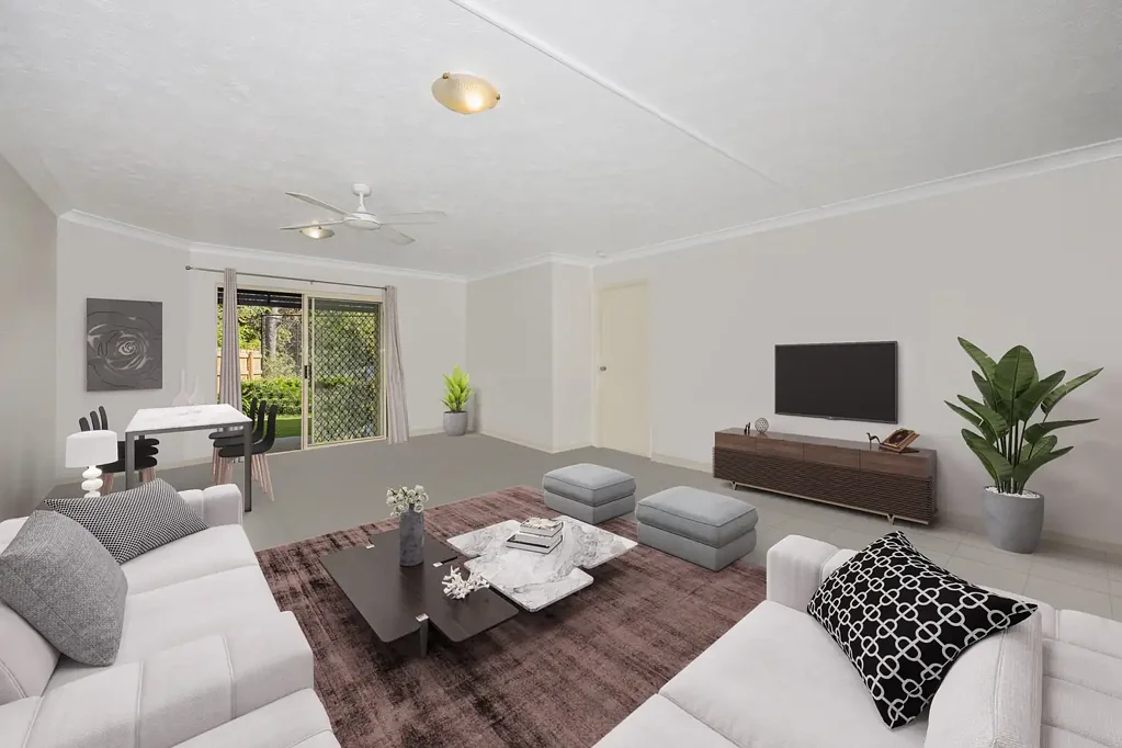 3 Bedroom Unit Close to Everything!