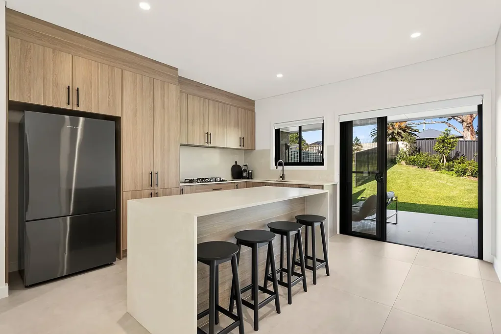 Lake Heights 3Habitaciones Newly Built Townhouse showcasing Space and Style