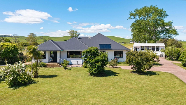1715 Miranda Road, Mangatangi, Franklin District