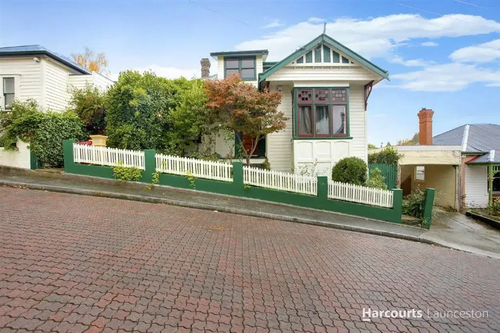 Lovely Property in the Heart of Launceston!