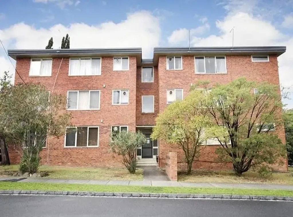 Modern one bedroom unit in a prime location