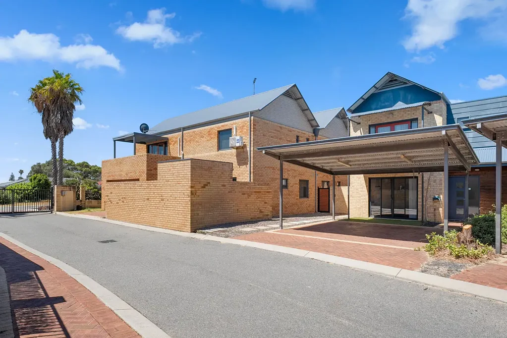 8/3 Sloan Street, Rockingham, WA 6168