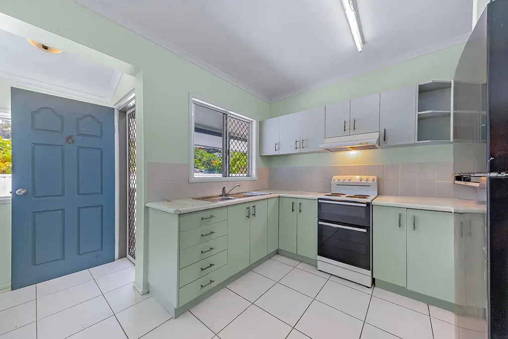 6/19 Tropic Road, Cannonvale, QLD 4802