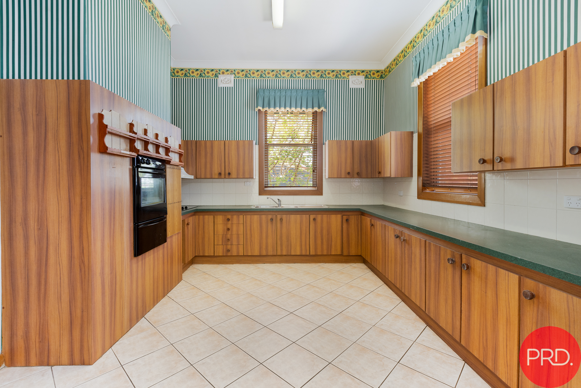 15 RAYMOND TERRACE RD, EAST MAITLAND NSW 2323, 0 Kuwarto, 0 Banyo, House