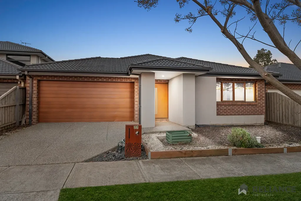 27 Farm Road, Diggers Rest, VIC 3427