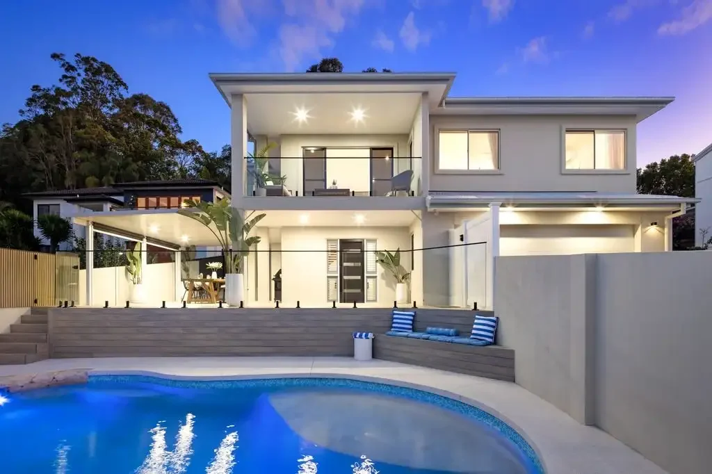 37 Cairngorm Street, Carrara, QLD 4211