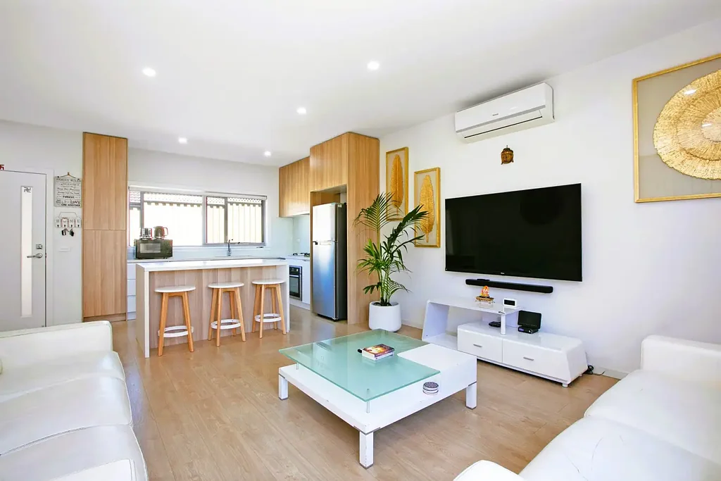 2/7 Loddon Avenue, Reservoir, VIC 3073