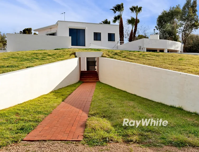 85 Johns Road, Red Cliffs, VIC 3496, 4 ห้องนอน, 2 ห้องน้ำ, House