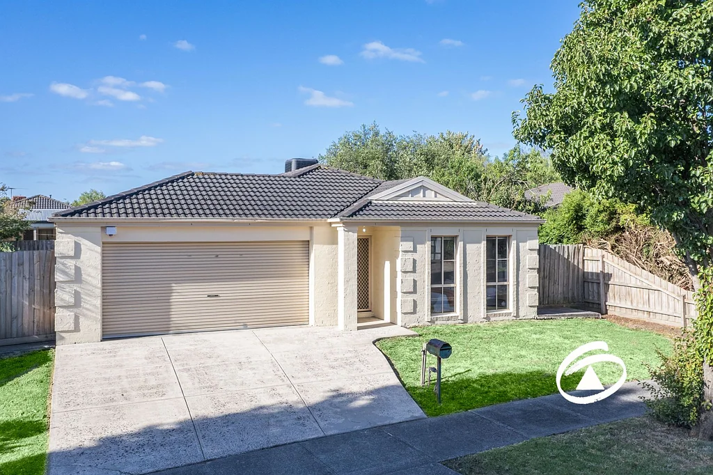 8 Kate Elizabeth Avenue, Berwick, VIC 3806