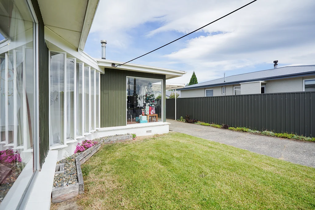 24 Mackenzie Street, Winton, Southland