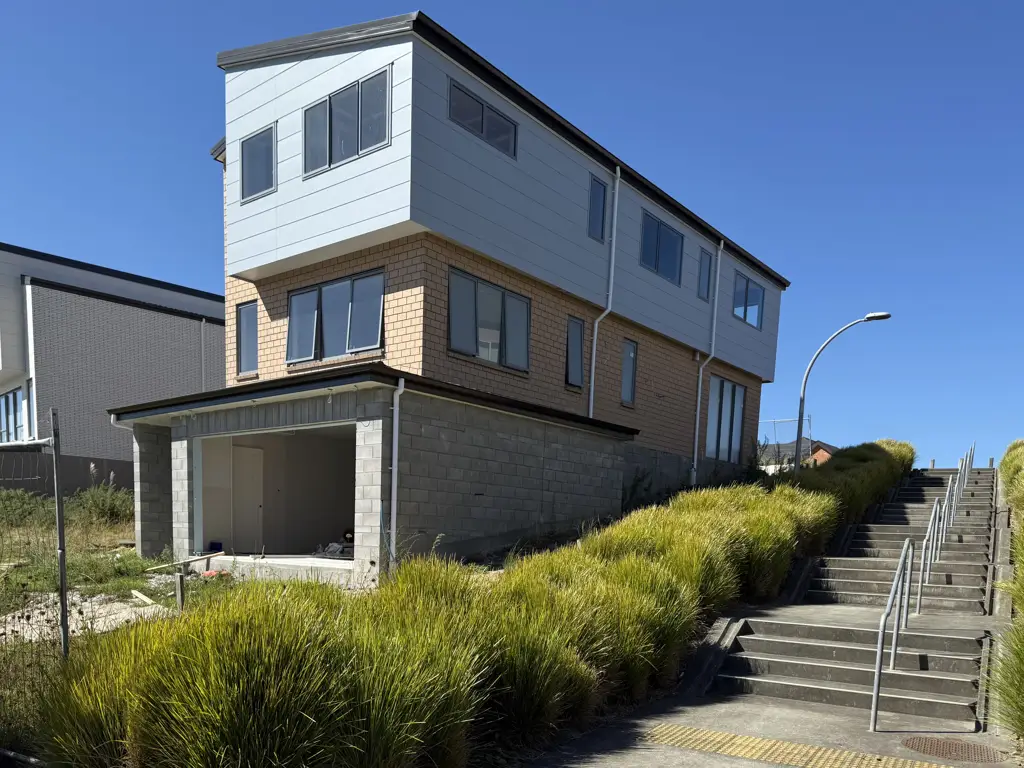 Orewa 4房  Discover Your Dream Home in Orewa