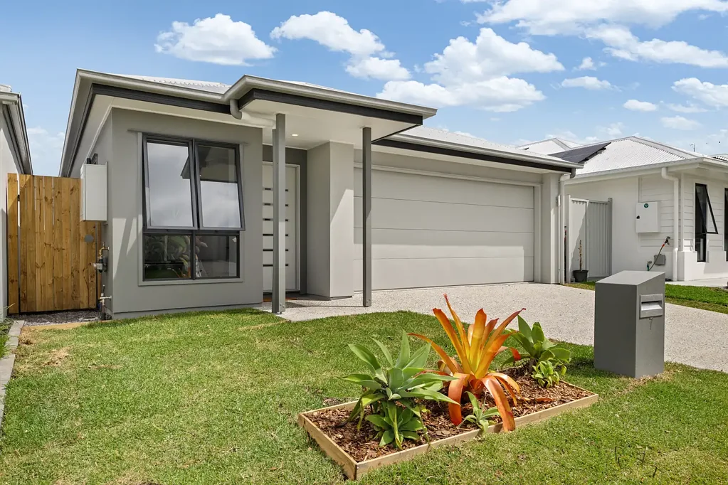 7 Hummock Street, Banya, QLD 4551