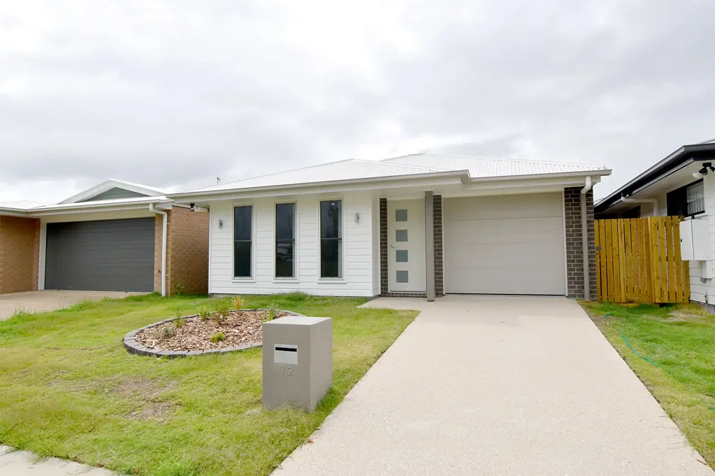 AFFORDABLE, MODERN 4 BEDROOM HOME