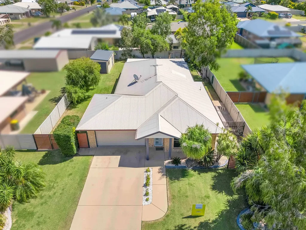 20 Mayfair Drive, Emerald, QLD 4720