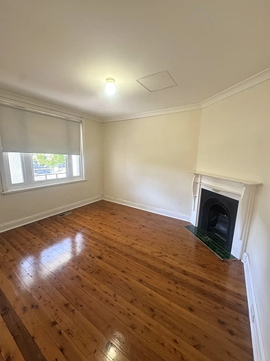 313 Main Street, Lithgow, NSW 2790, 2房, 1浴, Apartment