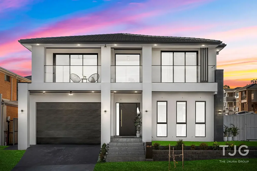 Box Hill 4 Bedroom A Bold Modern Residence Infused with Refined, Bespoke Finishes