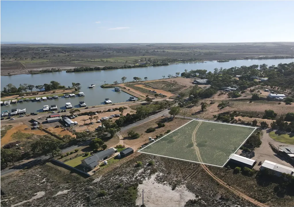 Younghusband Build Your River Escape - Over 5,000sqm - Just Minutes walk from the Murray