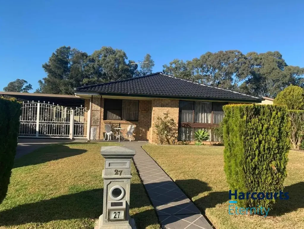Space, Convenience & Comfort: Your Perfect Rooty Hill Retreat!