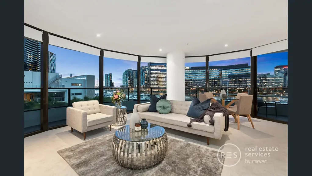 Panoramic Waterfront Living at Yarras Edge