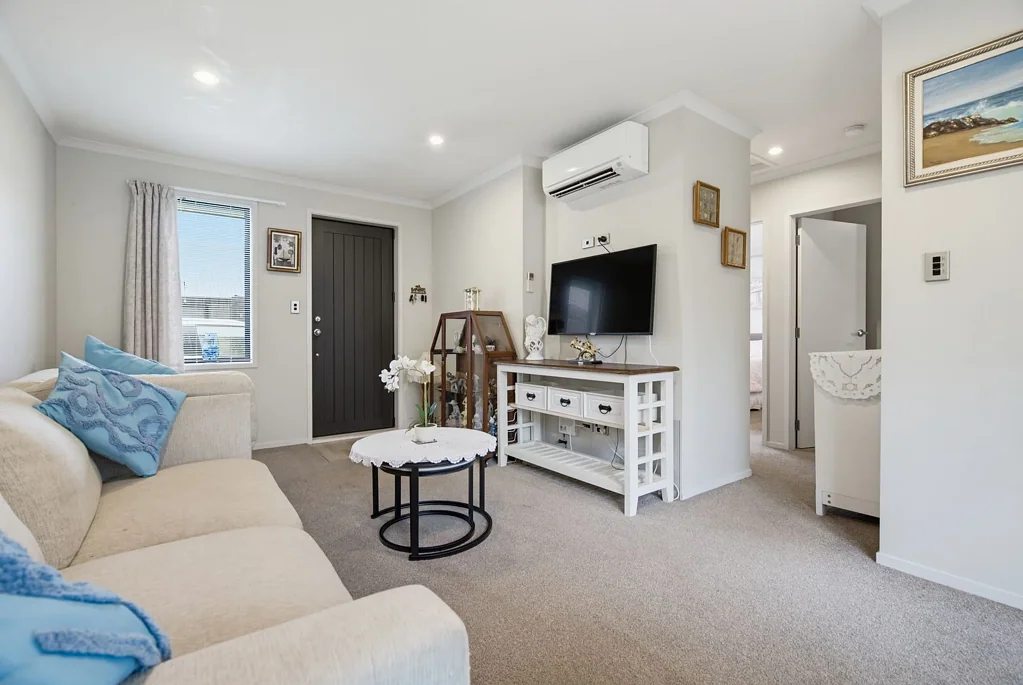 Frankton 2房  Investors dream. Brick, close to hospital and lake