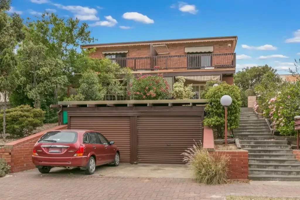 Metres From Beach!  - OPEN MONDAY 22ND JUNE AT 2PM
